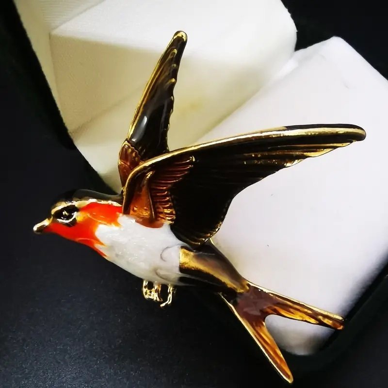 Snygg brosch fågel brooch pin flygande svalor bird natur trädgård vingar fåglar