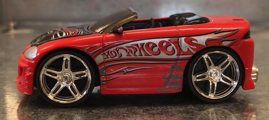 Hot Wheels 1997 Mitsubishi Eclips GS-T Spyder 1:64