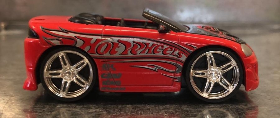 Hot Wheels 1997 Mitsubishi Eclips GS-T Spyder 1:64