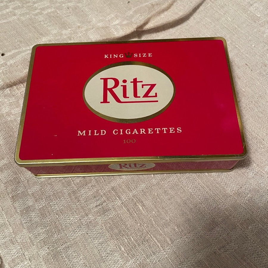 Antik Retro plåtburk Ritz Cigaretter