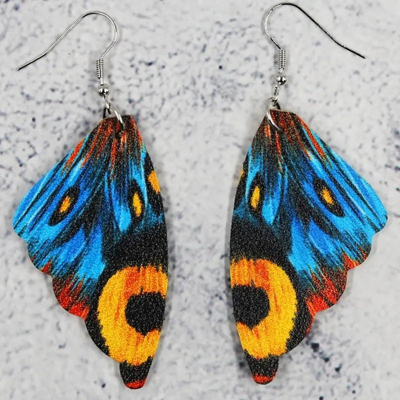 Fina långa örhängen fjärilar boho bohemisk natur vår sommar trädgård färgglada