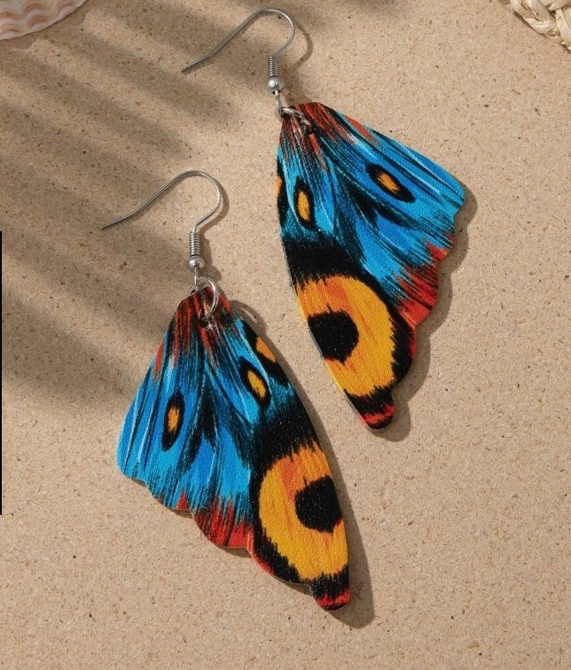 Fina långa örhängen fjärilar boho bohemisk natur vår sommar trädgård färgglada