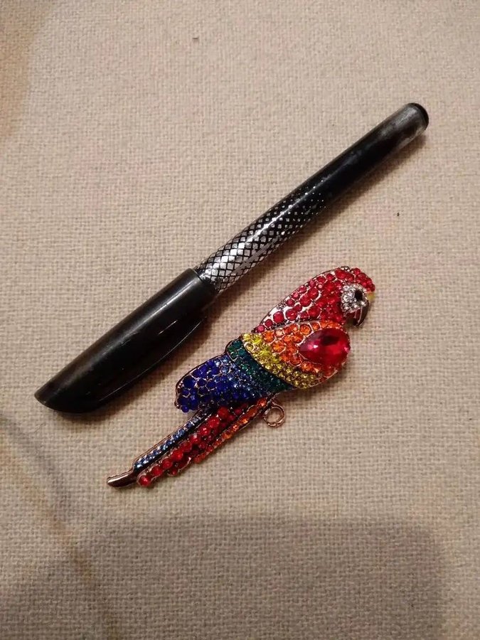 Stor elegant exotisk brosch papegoja fågel brooch regnbåge pin djungel parrot