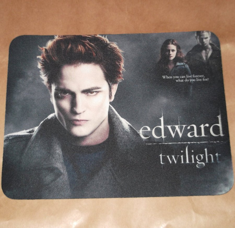 Twilight Musmatta Tyg Robert Pattinson Kristen Stewart Edward Bella James Vampyr