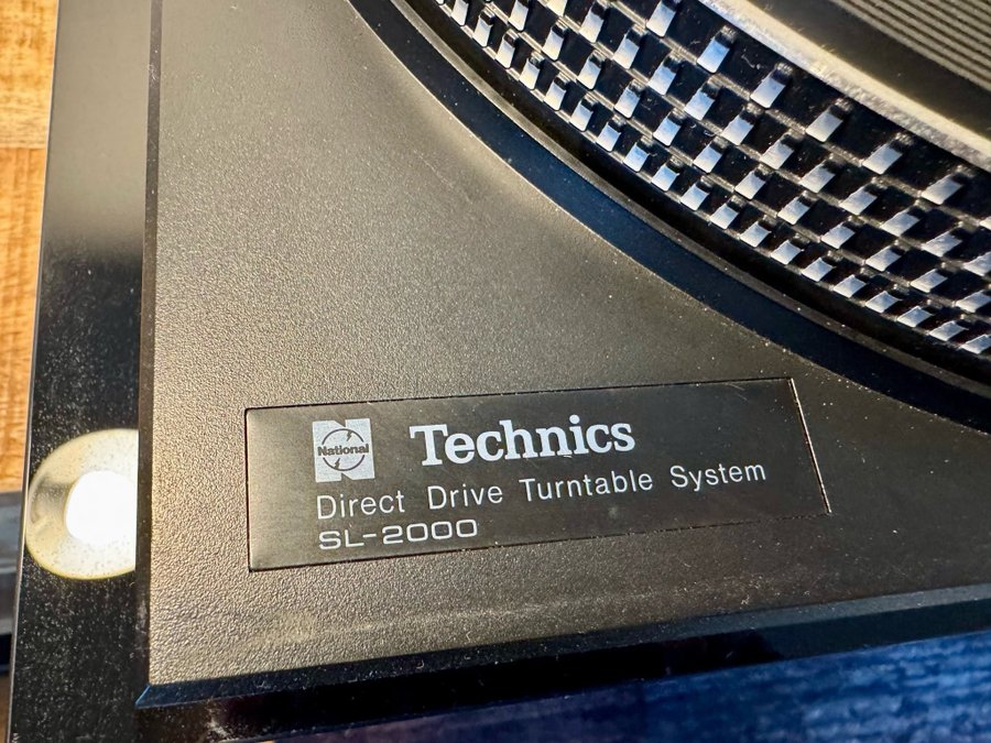 Technics SL-2000 Direct Drive Skivspelare (1976-1978)