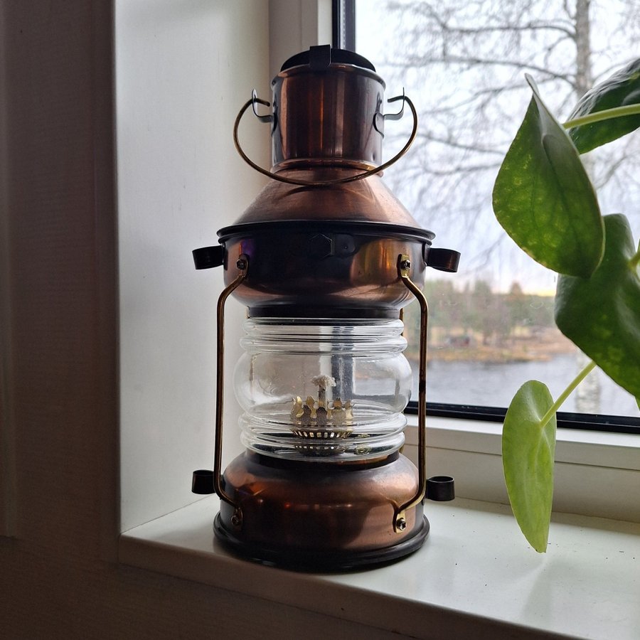 Vintage Oanvänd fotogenlampa metall-glas fint skick