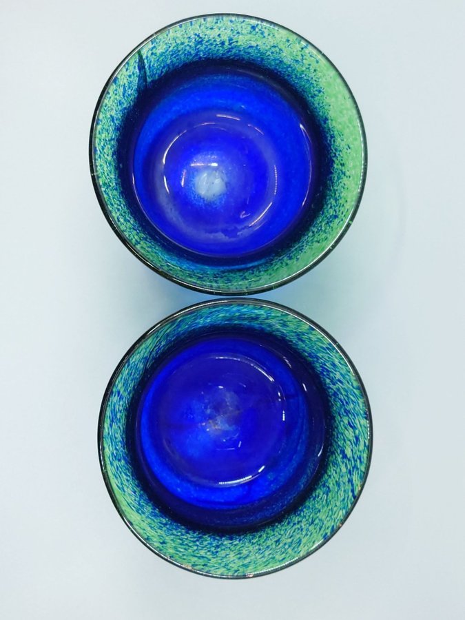 Paret ytterfoder krukor från Reijmyre - kruka i glas - toner i grön  blå färg