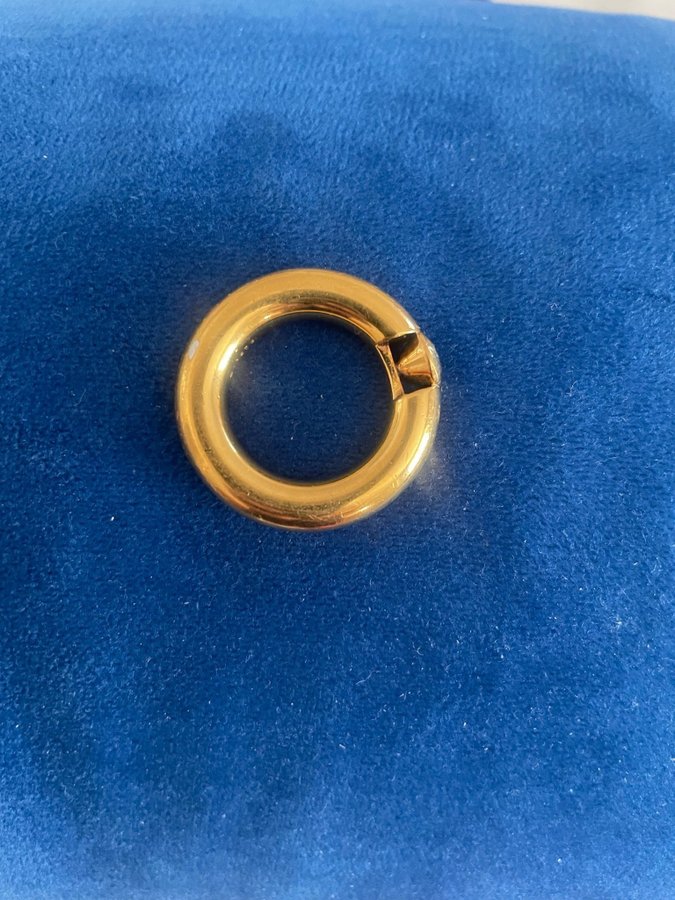 Ring dubbelt guld pläterat 18 K storlek 17.5 mm