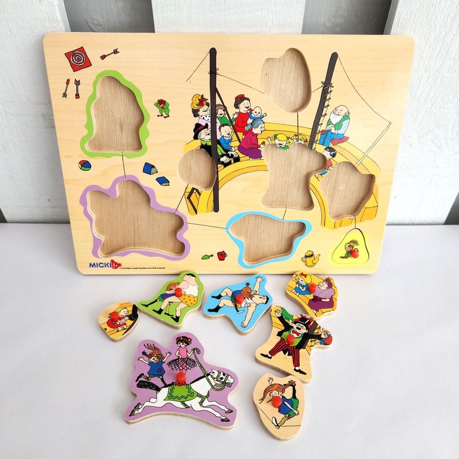 Wooden Pippi Circus Peg Puzzle 8 Pieces Astrid Lindgren Micki