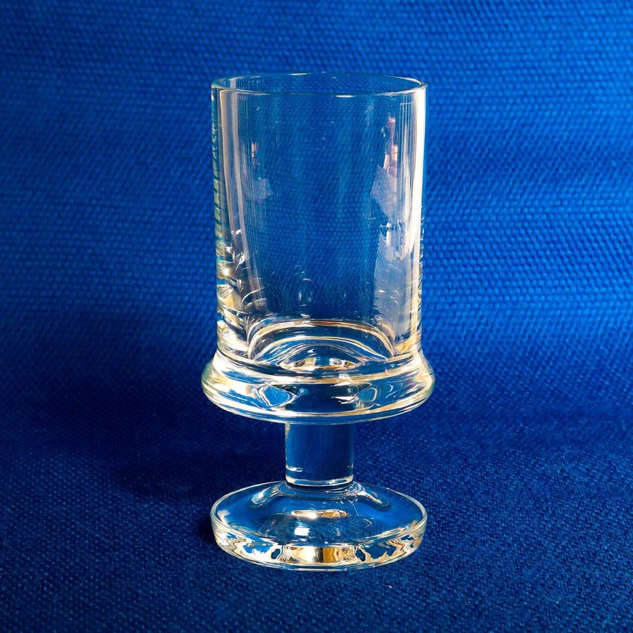 ERIK HENNIX JOHANSFORS GLASBRUK 6 ST SNAPSGLAS/BRÄNNVINSGLAS B 2300 1970-TAL