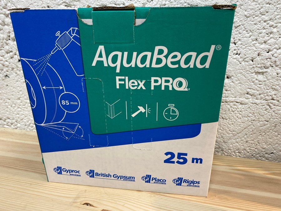 NY - AquaBead Flex Pro 25m Flexibel och Förklistrad Hörnlist på Rulle