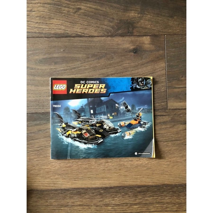 Lego DC Superheroes 76034 ”The Batboat (Harbour) Pursuit"