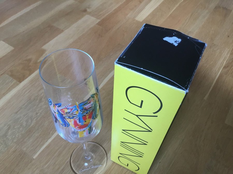 CHAMPAGNEGLAS - GLAS TILL BUBBEL - CAROLINA GYNNING