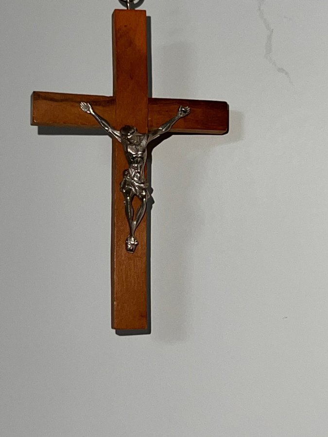 Stor radband/JESUS/HELIGA MARIA OCH JESUS /trä/okänd metall