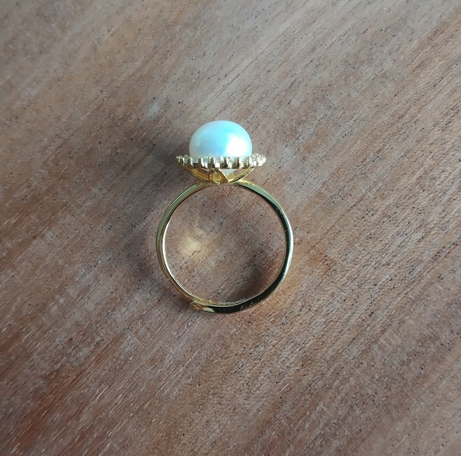 Guldpläterad s925 ring med sötvattenspärla och zirkonstenar (öppen ring)