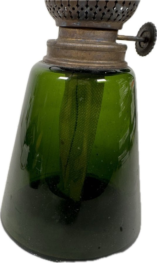 Vintage Oljelampa Kosmos Brenner German Oil Lamp fotogenlampa ovanlig glasbas