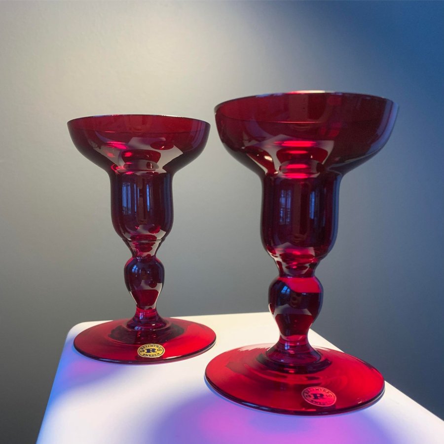 REIJMYRE Monica Bratt 2st ljusstakar kronljus röd glas konstglas retro vintage