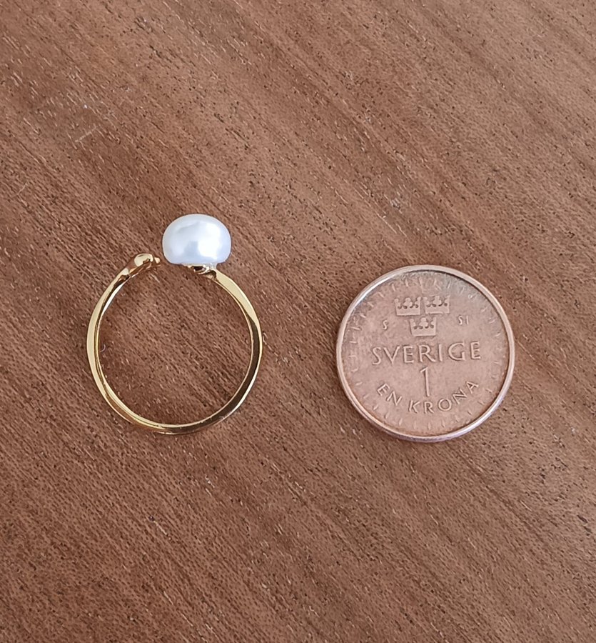 Guldpläterad silver 925 ring med sötvattenspärla (öppen ring)