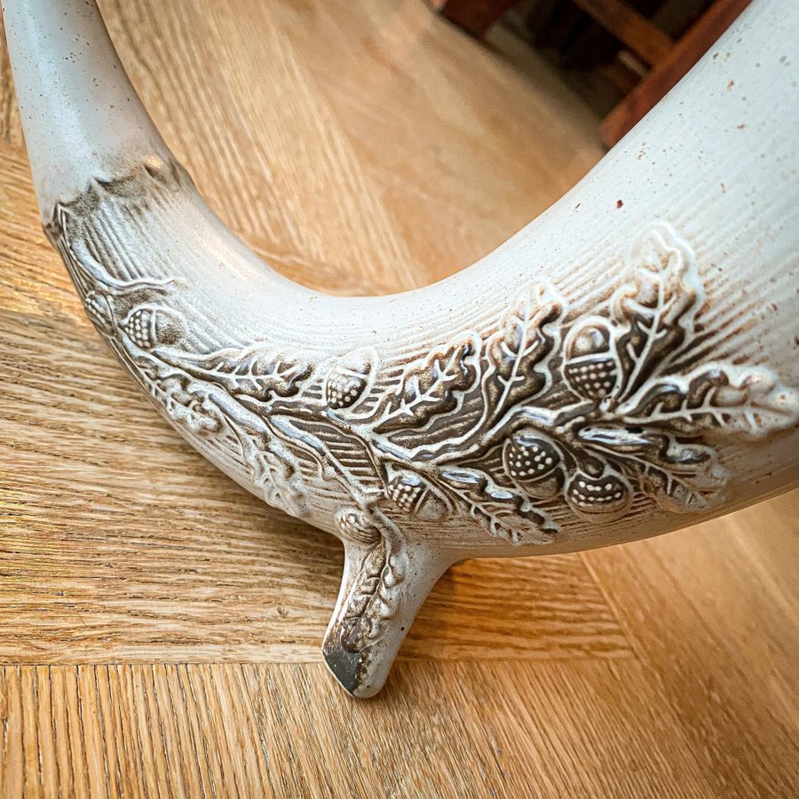 Vas i keramik Horn Dekoration med ekollon Vikinga Blommor Inredning
