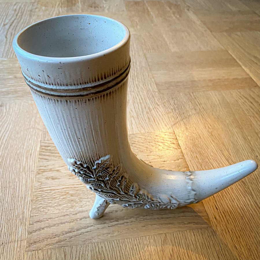 Vas i keramik Horn Dekoration med ekollon Vikinga Blommor Inredning