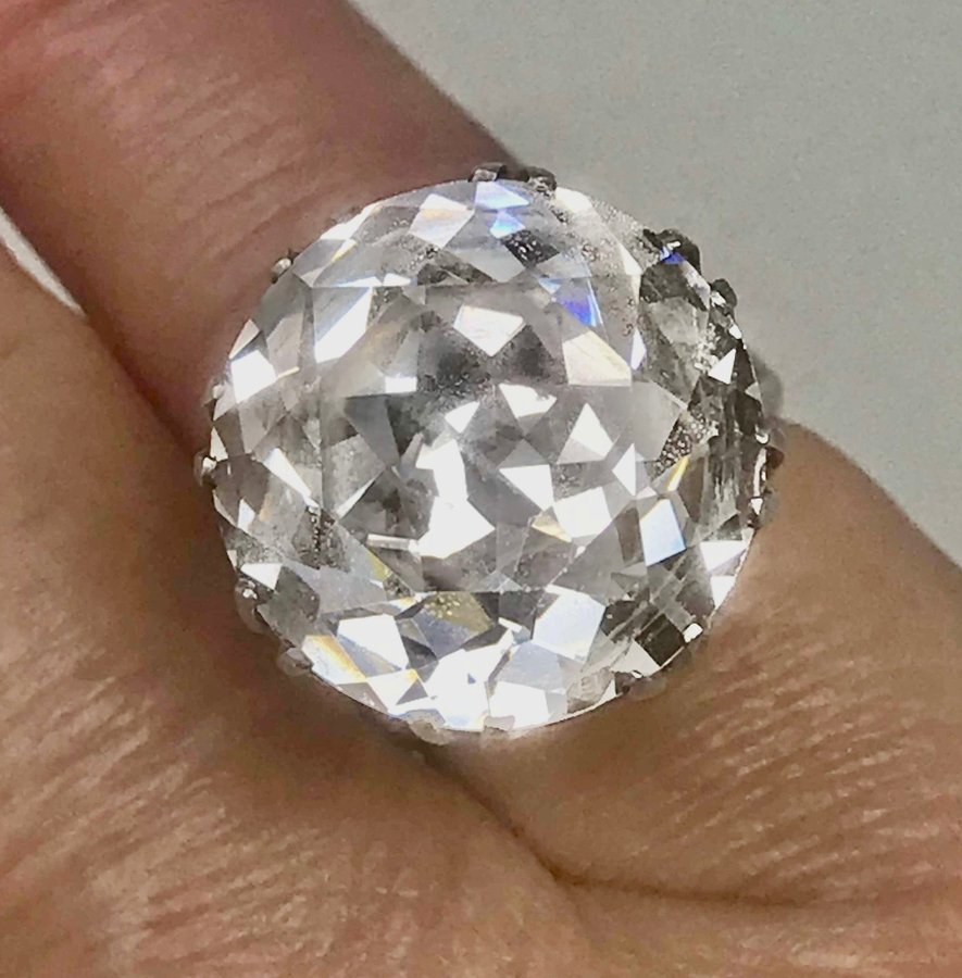 G Kaplan -Underbar Svensk Sterling Silver 925 ring med vacker Bergkristall sten