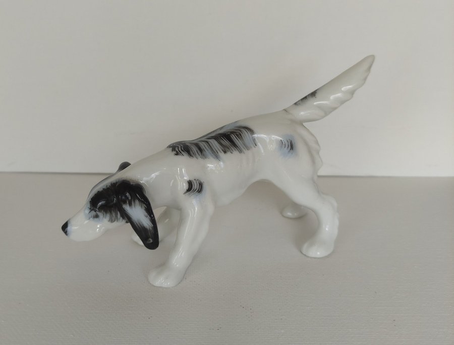 Vintage-porslin-figurin-hunden