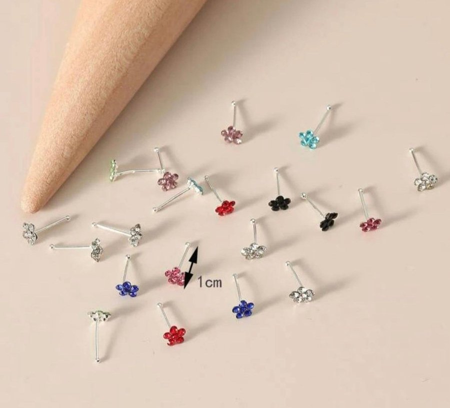 Nytt paket med 20 st studs ~ blommor