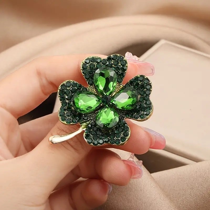 Elegant brosch grön klöver smycken brooch tur trendig blad löv natur stenar