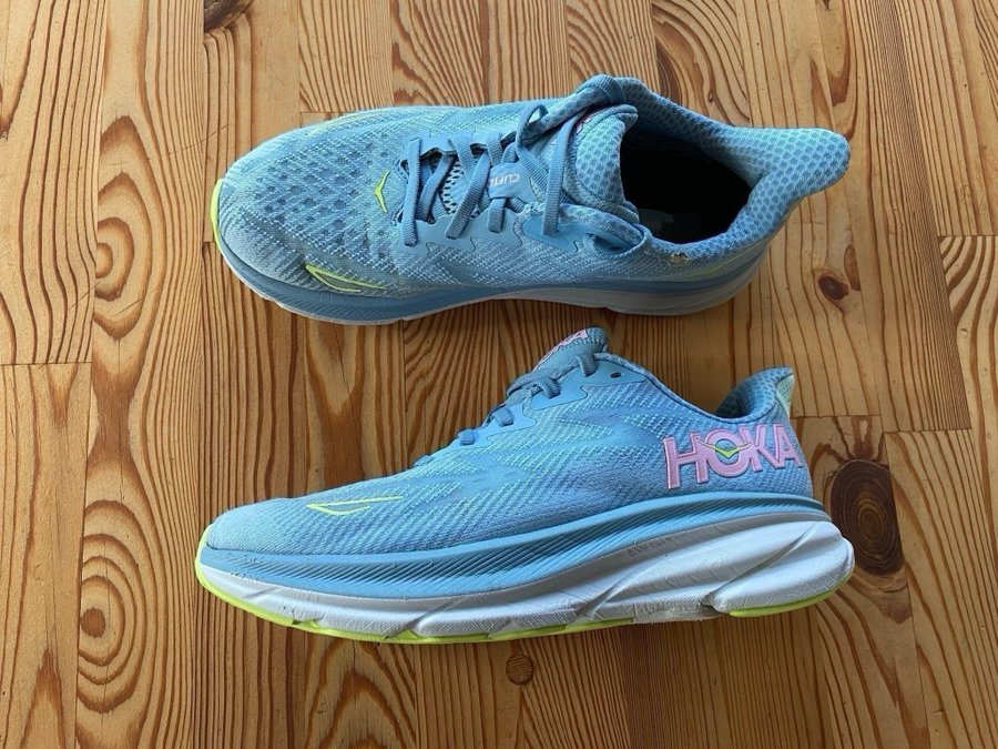 Hoka One One Clifton 9 Wide/ Löparskor Dam Storlek 39 1/3