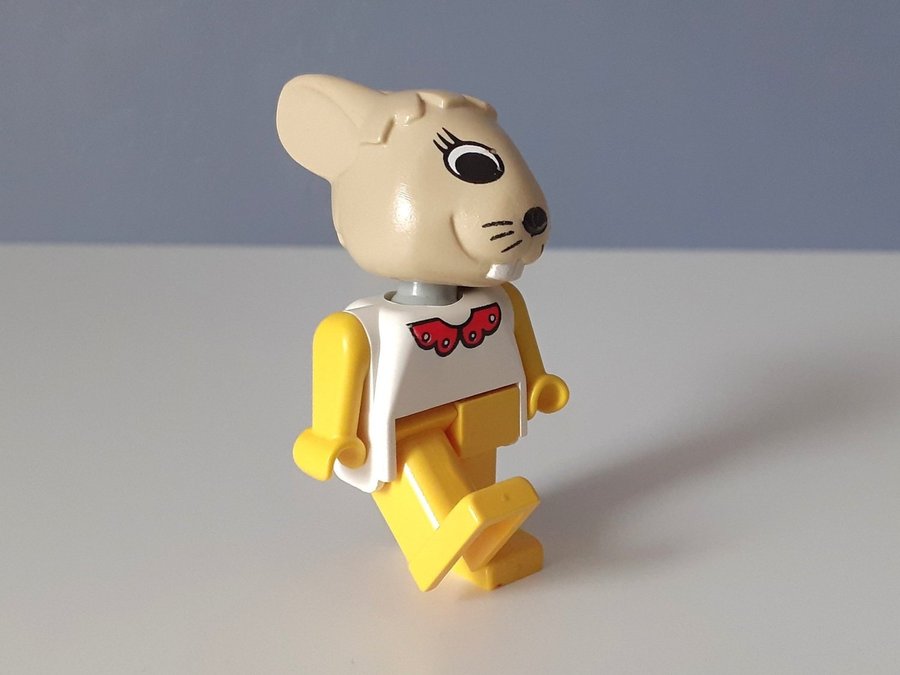 Lego Fabuland Kanin Hare figur minifigur gubbe