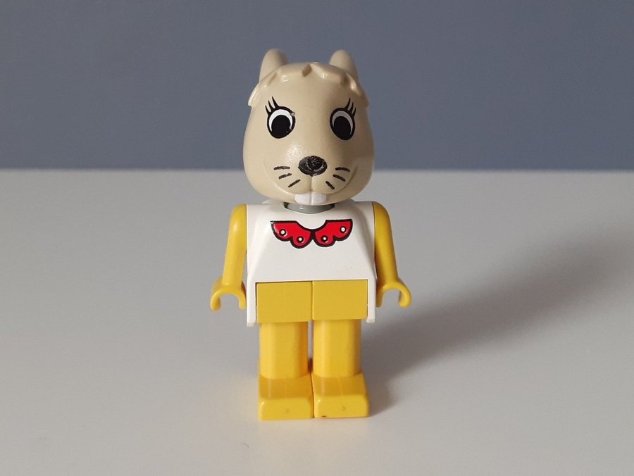Lego Fabuland Kanin Hare figur minifigur gubbe