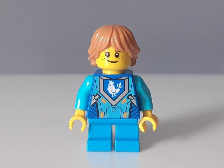 Lego Nexo Knights Robin figur minifigur liten riddare gubbe Legogubbe