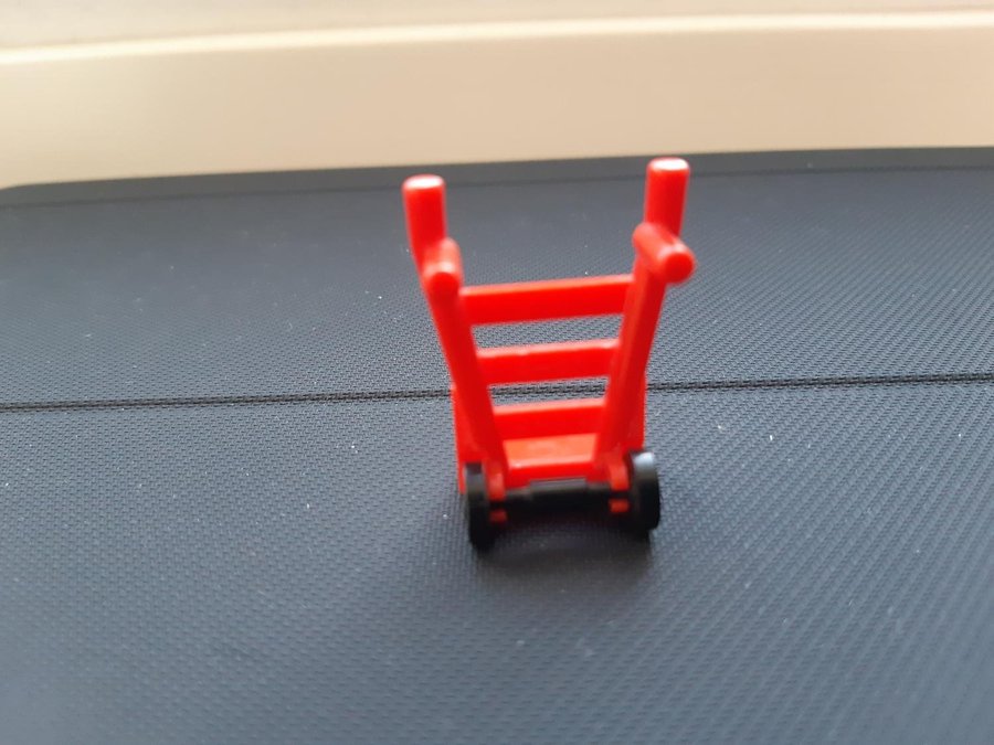 LEGO 2495c01 Red Röd Hand Truck Kärra Säckkärra Pirra 2495 6242131