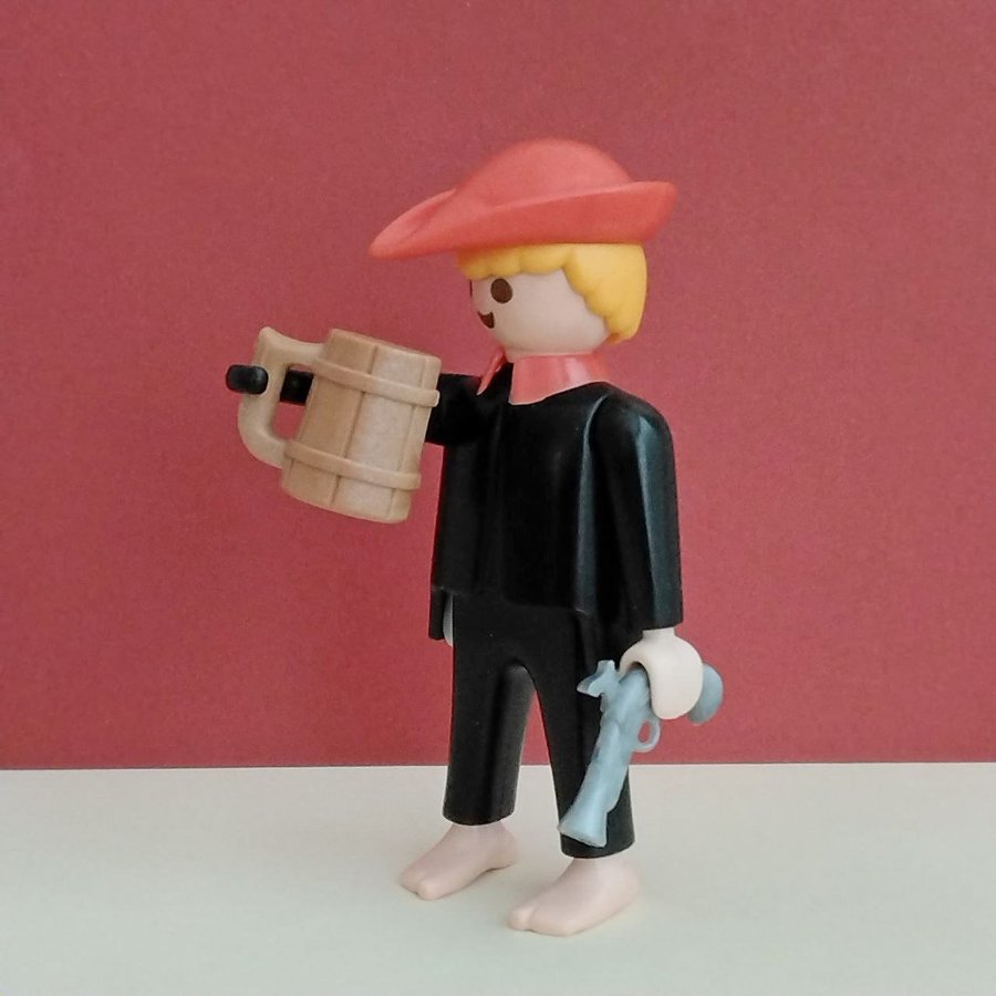 Playmobil pirat med krokhand pistol och mugg (3794/9989)