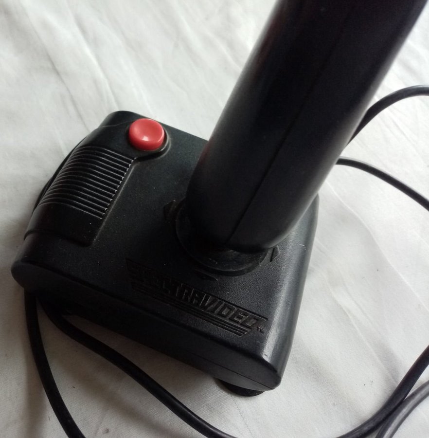 Joystick Spectravideo Model 318-101 - Made in Hong Kong C64/Amiga/Spectrum/Atari