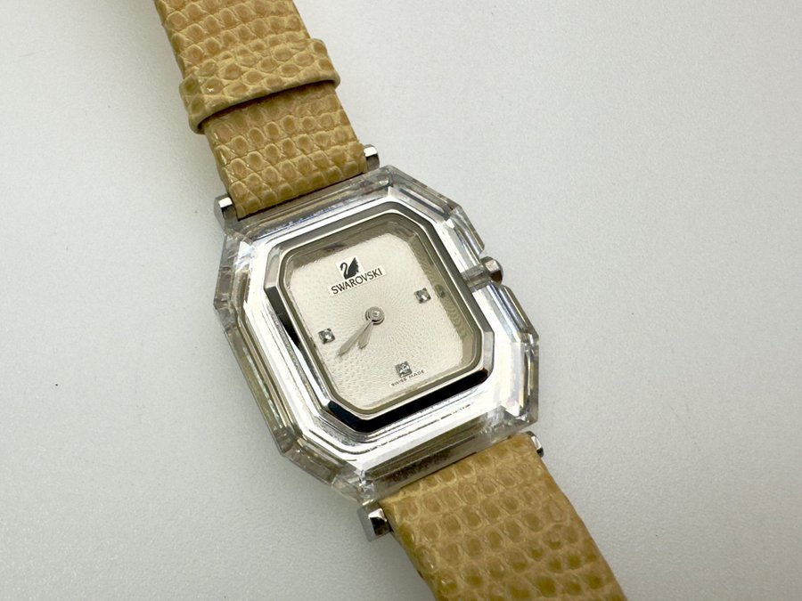 Zwarovski Watch for Women Quartz Swiss Made