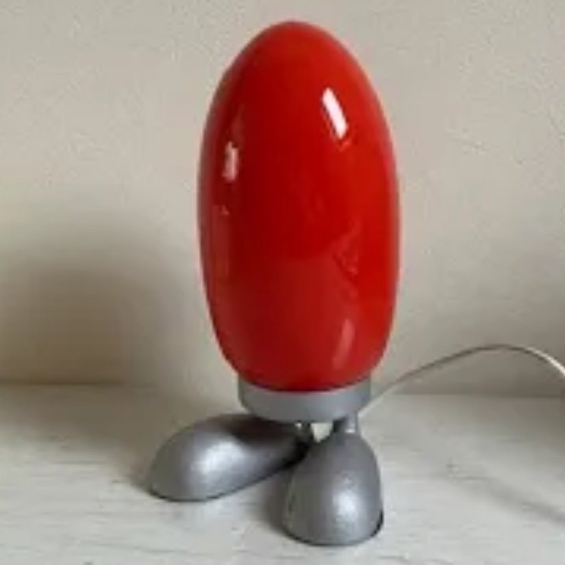 Röd retro barnlampa Ikea Lampa Bordslampa - Dino Ägg - röd glaskupa