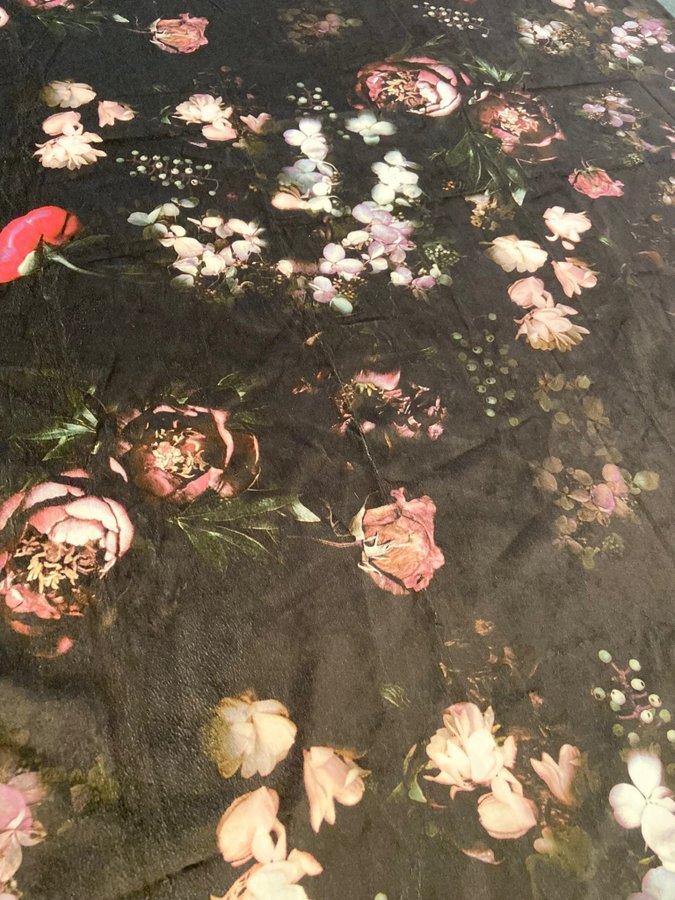 Hemtex Duk 140x350cm Sammet Blommor Velvet