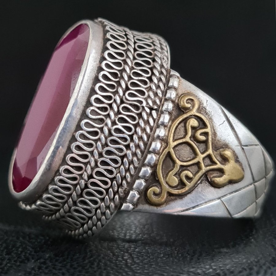 OTROLIGT DESIGN SILVERRING HANDGJORD NATURELL ROSA RUBIN STEN ART DECO