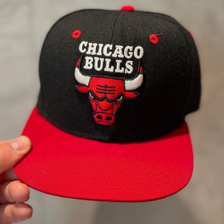 Vintage NBA Chicago Bulls snapback cap