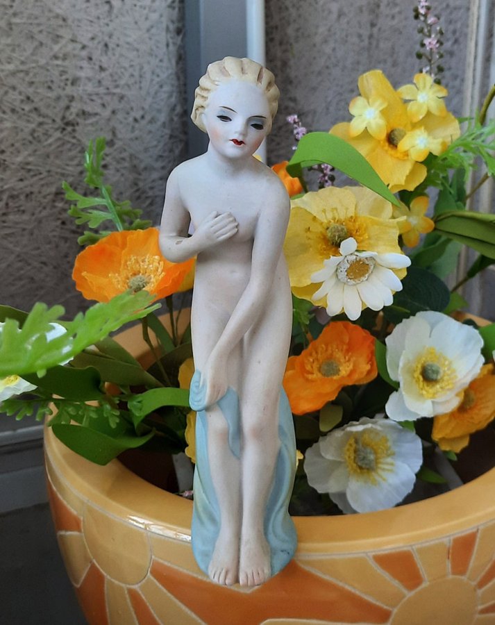 Äldre stämplad FIGURIN naken kvinna art deco porslin TERRA T IMPORT figurin