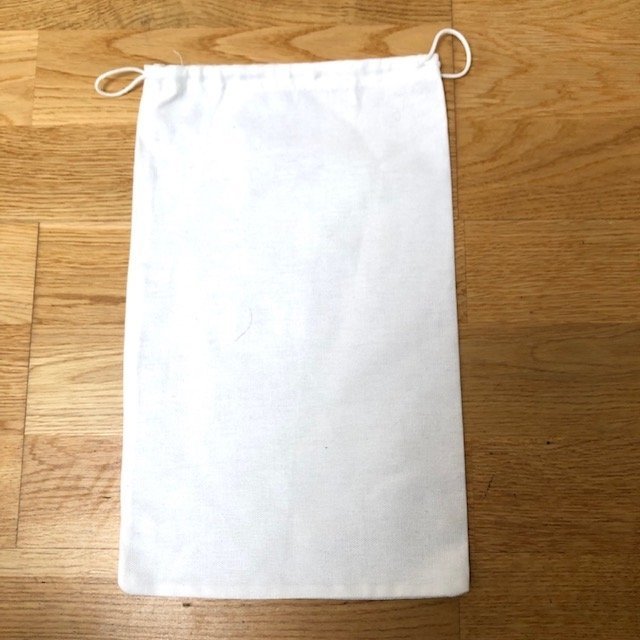 Chloè vintage white drawstring dust bag 22cm x 35cm