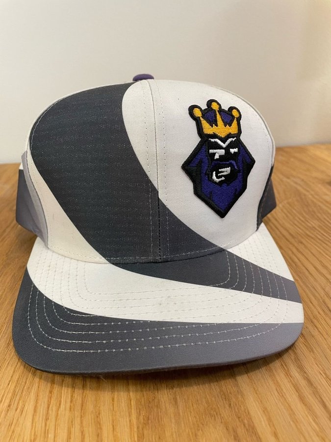 Vintage los angeles kings keps från säsong 1995/1996 Mitchell  ness NHL