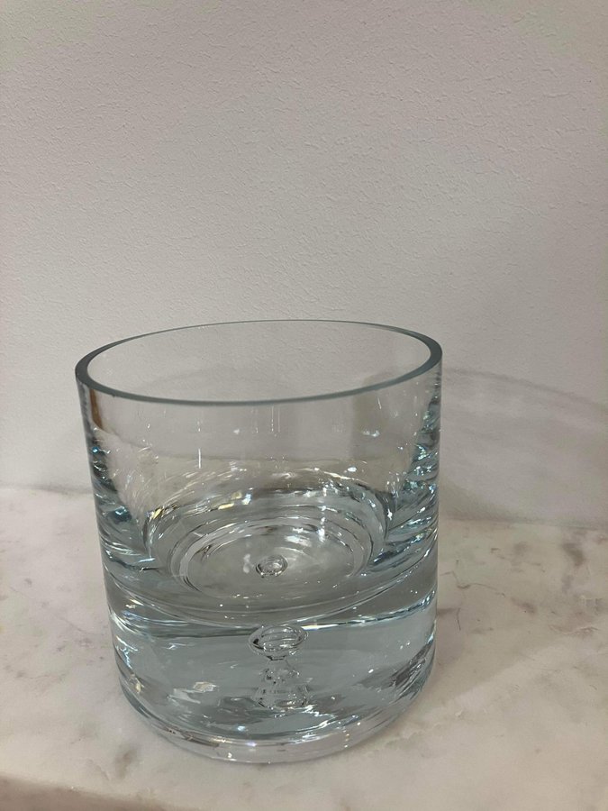 Stor ljuslykta glas eller skål(osäker)i glas med bubbla i botten