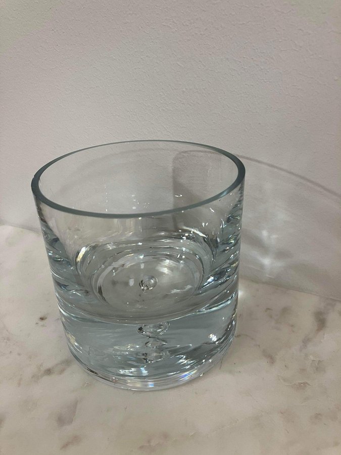 Stor ljuslykta glas eller skål(osäker)i glas med bubbla i botten