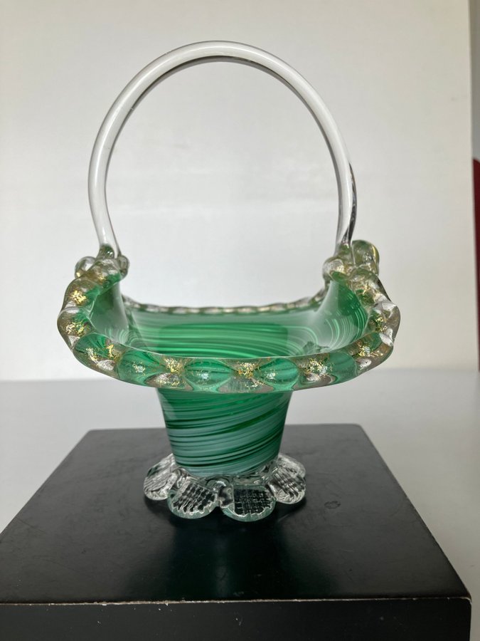 Vintage Italiensk MURANO glas korg