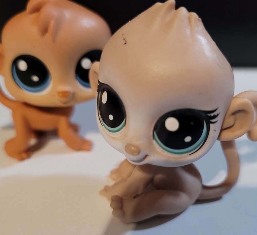 2st Littlest Pet Shop apor Mimsy Monkeyford 1-140 och Clicks Monkeyford 1-141