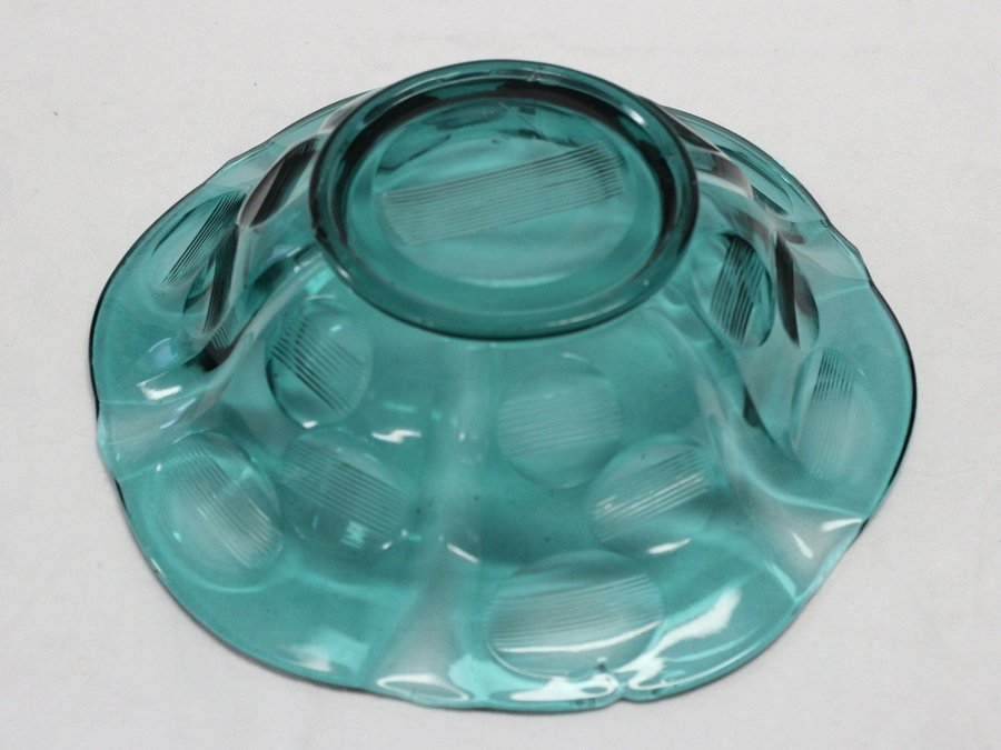Vintage Grön Glasskål Salladskål i Press Glas