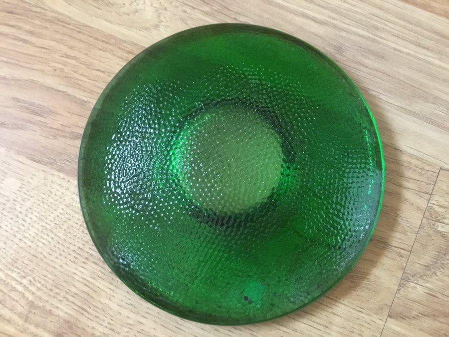 Konstglas ljushållare Grön ”Nappi” av Markku Salo för iittala Finland