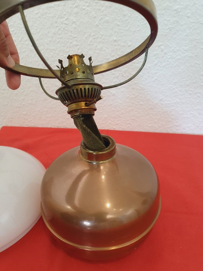 Retro Vintage Fotogenlampa Oljelampa Bordslampa i koppar och glas